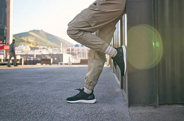LIFESTYLE FOOTWEAR