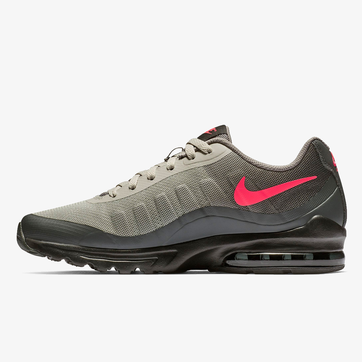 Nike invigour top