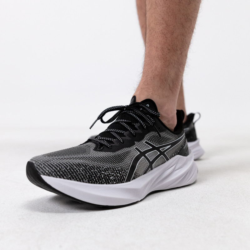 Asics NOVABLAST 3 LE 