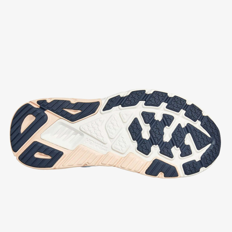 Hoka Arahi 5 