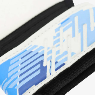 Umbro UMBRO FORMATION GOALKEEPER GLOVE - JNR 