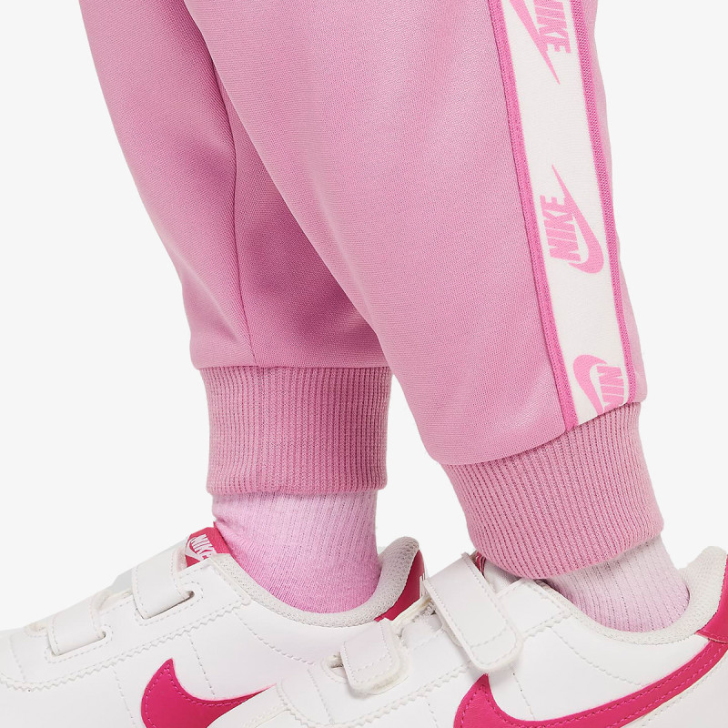 Nike Dri-FIT Logo 
