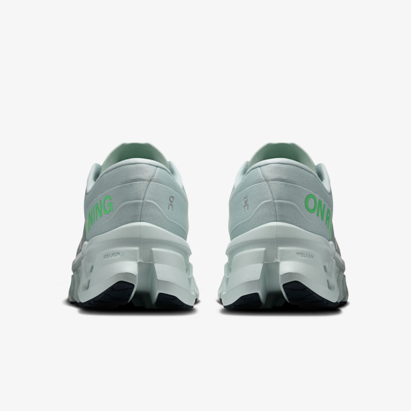 On Cloudmonster 3 