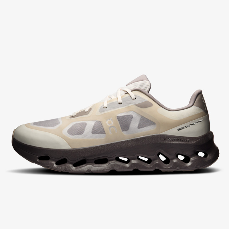 On Cloudtilt Remix 