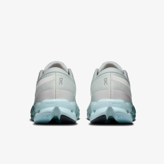 On Cloudsurfer 2 