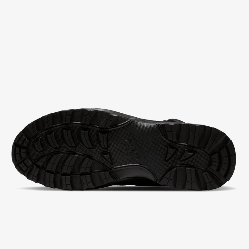 Nike Manoa 