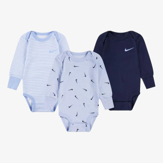 Nike Essentials 