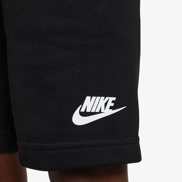 Nike Sportswear 