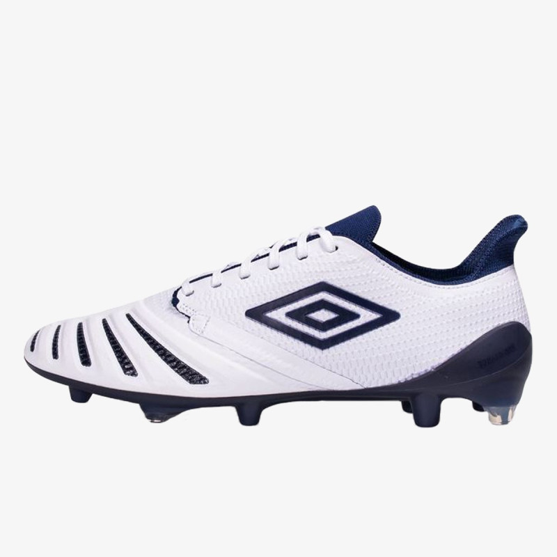 Umbro UX Accuro III Pro 