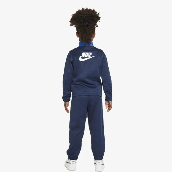 Nike NKN NSW LIFESTYLE ESSNETIALS 