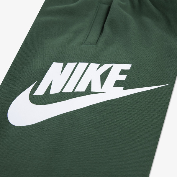 Nike Club 