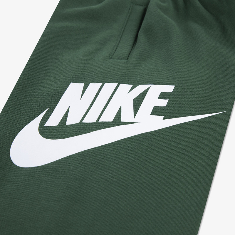 Nike Club 