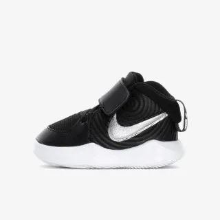 Nike TEAM HUSTLE D 9 (TD) 