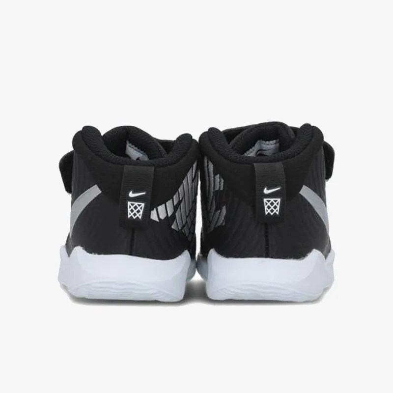 Nike TEAM HUSTLE D 9 (TD) 