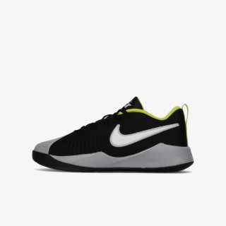 Nike Team Hustle Quick 2 