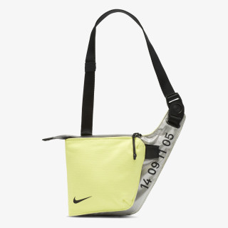 Nike nk tech crossbody 2025