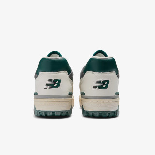 New Balance 550 