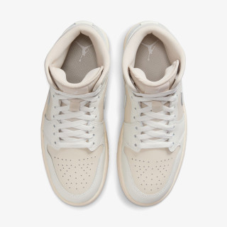 Nike WMNS AIR JORDAN 1 MID 