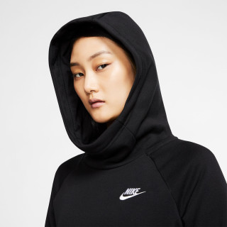 Nike Essentials 