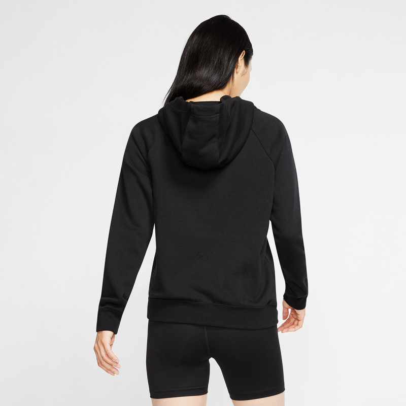 Nike Essentials 