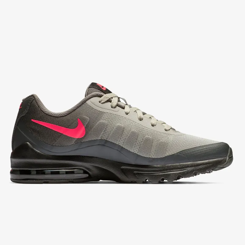 Nike air max invigor camel deals