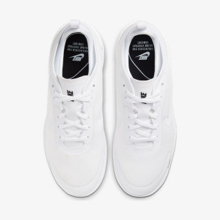 Nike Amixa 