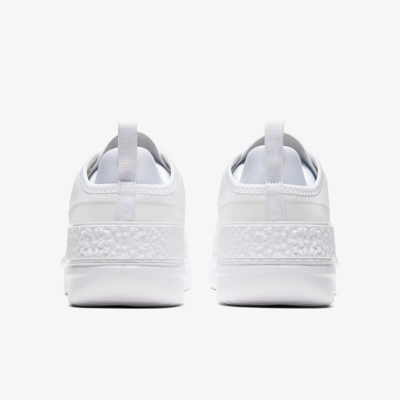 Nike Amixa 