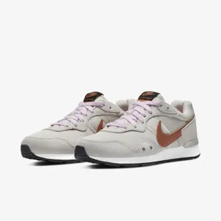 Nike WMNS NIKE VENTURE RUNNER 