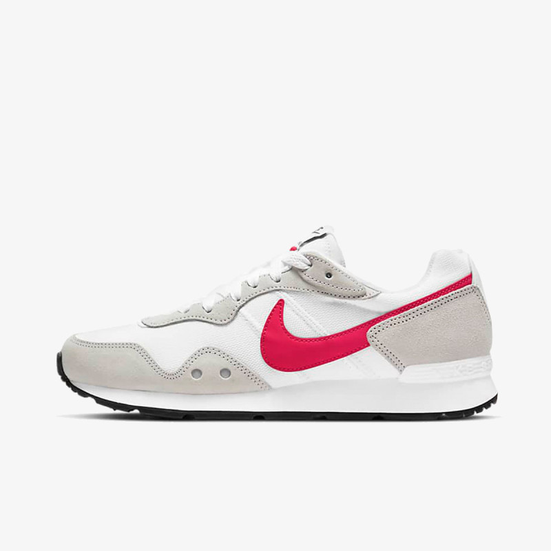 Nike Venture Runner 