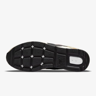 Nike Venture Runner 