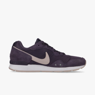 Nike Venture Runner 