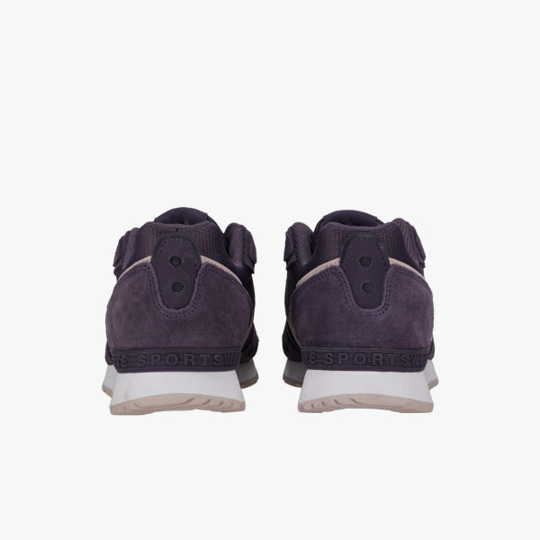 Nike Venture Runner 