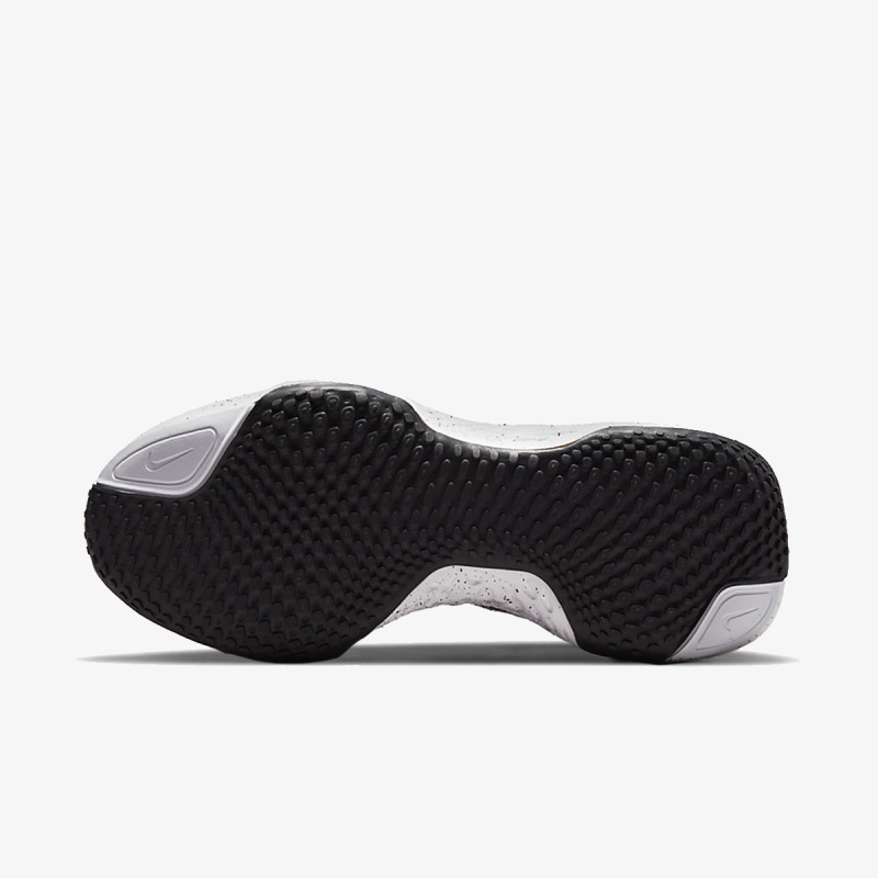 Nike WMNS ZOOMX INVINCIBLE RUN FK 
