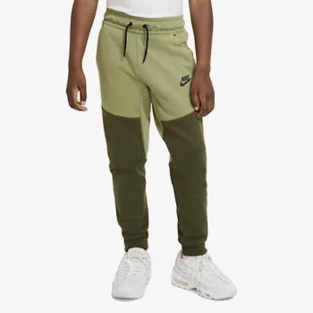 Nike Sportswear Tech 
