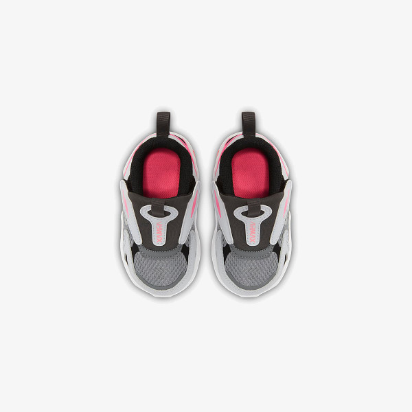 Nike Max Bolt 