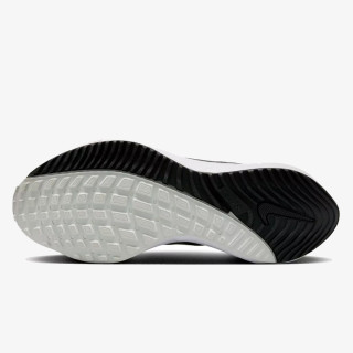 Nike NIKE AIR ZOOM VOMERO 16 