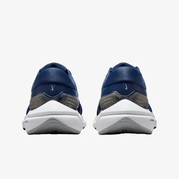 Nike NIKE AIR ZOOM VOMERO 16 