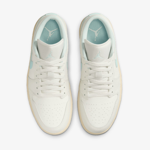 Nike WMNS AIR JORDAN 1 LOW 