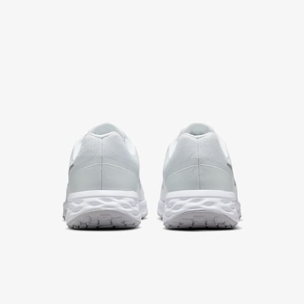 Nike W REVOLUTION 6 NN 