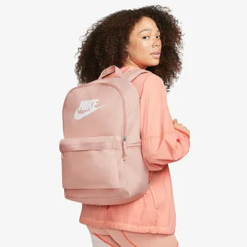 Nike Heritage 