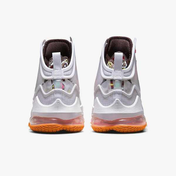 Nike LEBRON XIX SEASONAL 