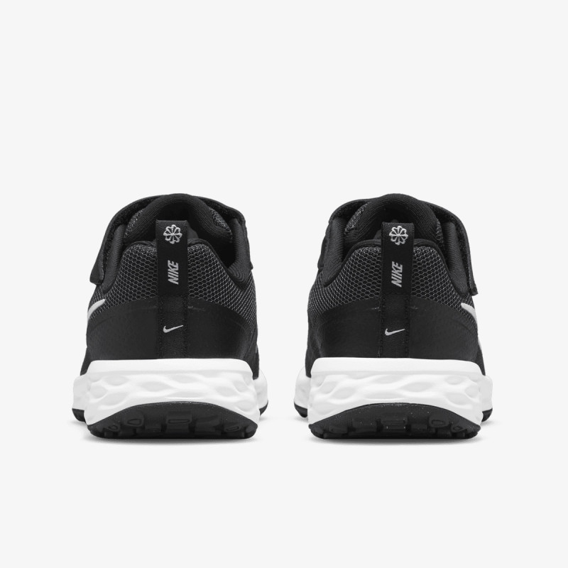 Nike REVOLUTION 6 NN PSV 