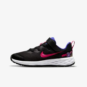 Nike Revolution 6 SE 