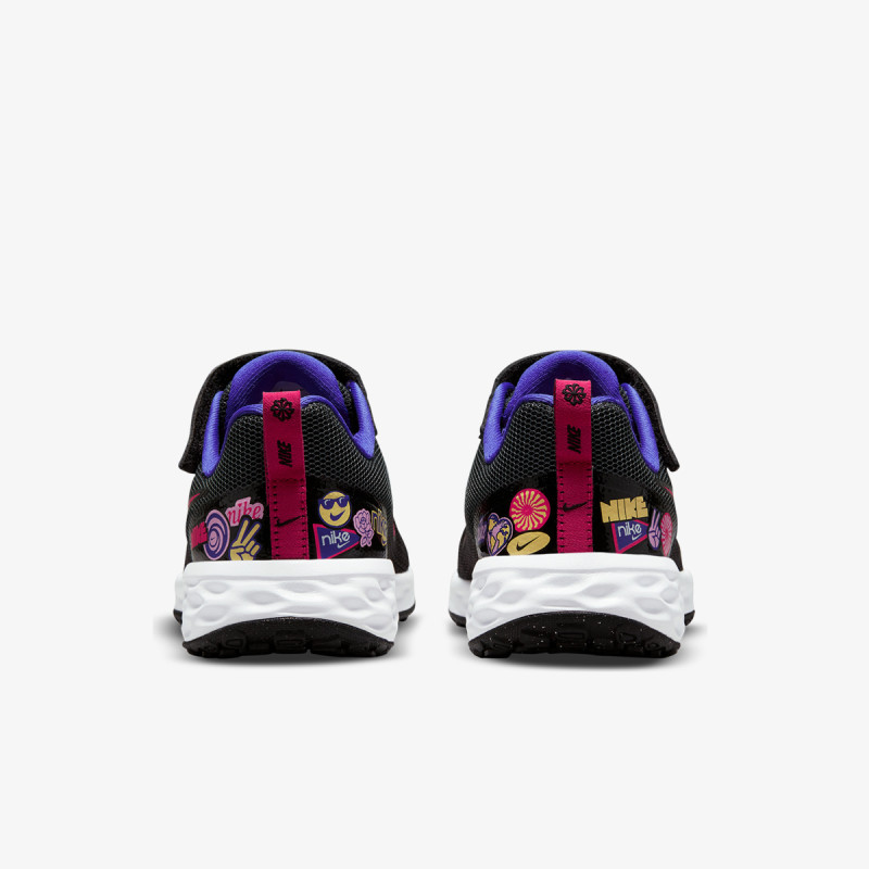 Nike Revolution 6 SE 