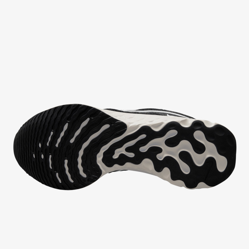 Nike REACT INFINITY RUN FK 3 
