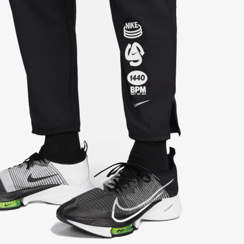 Nike Dri-FIT Wild Run Challenger 
