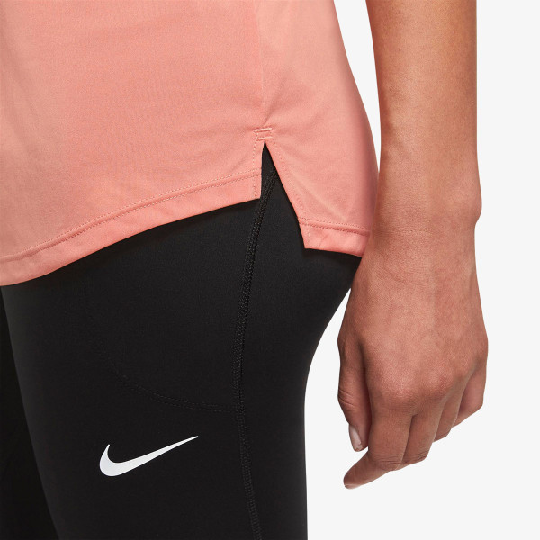Nike Swoosh Run 