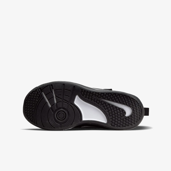 Nike NIKE OMNI MULTI-COURT PS 