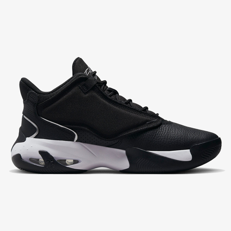Nike Jordan Max Aura 4 