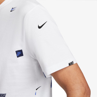 Nike Sportswear 